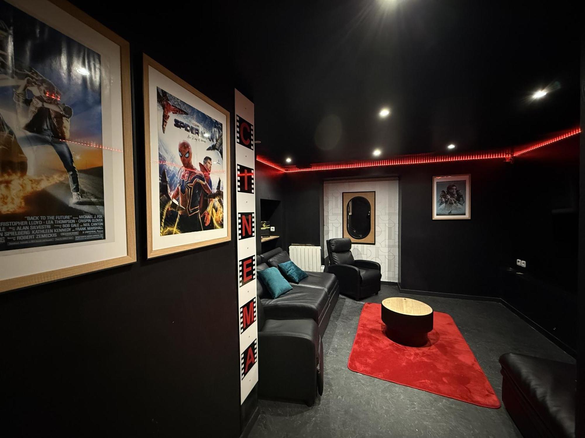 80 - Paris Cinema Sebastopol Bagian luar foto